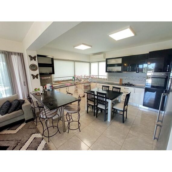 Вилла в центре Кирении площадь 280м², изображение 9
