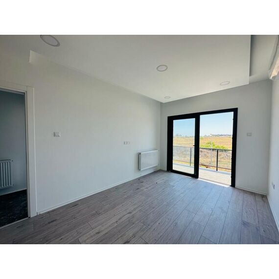 Villa by the sea in Iskele Cyprus area 310m² 3 floors, 14 image