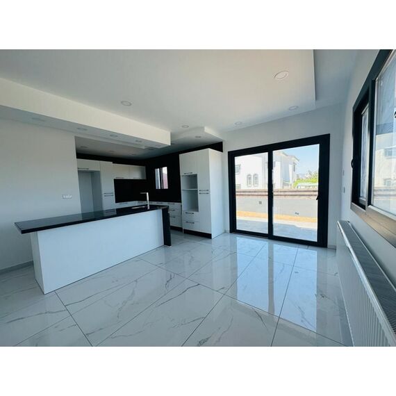 Villa by the sea in Iskele Cyprus area 310m² 3 floors, 9 image