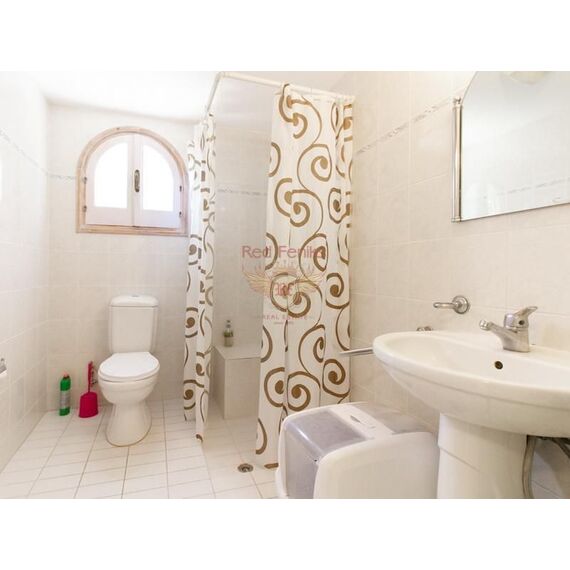 House in Kyrenia (downtown) Cyprus area 200m² , 12 image