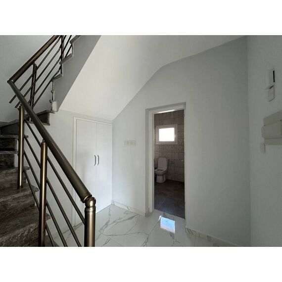 Вилла у моря в Искеле площадь 150м² 2-этажный
