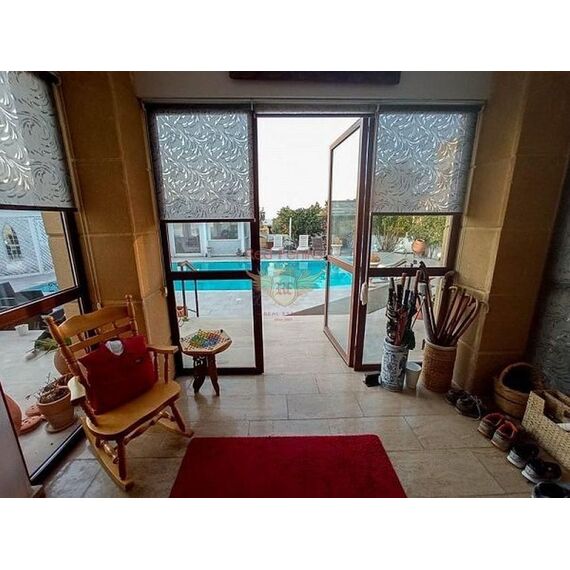 Villa in Kyrenia (downtown) Cyprus area 166m² , 3 image