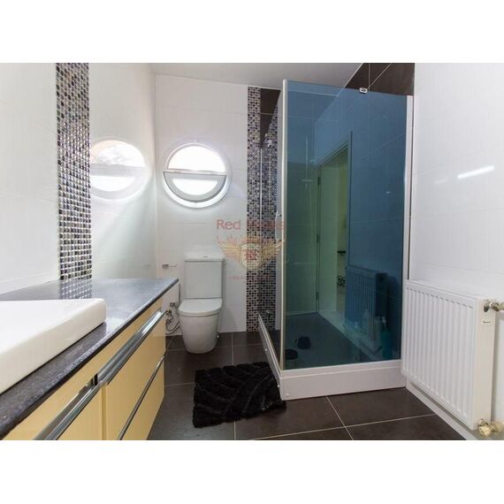 Вилла в центре Кирении площадь 360м²