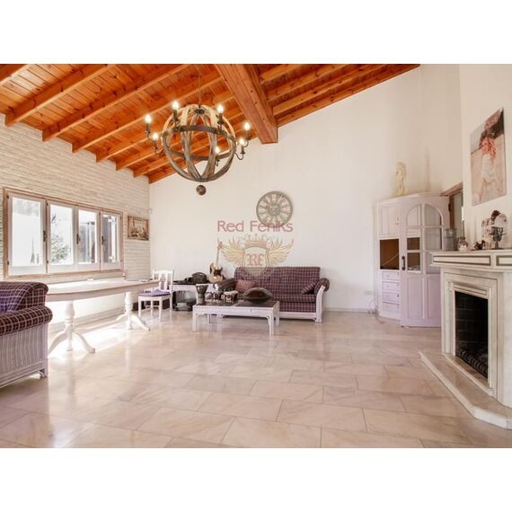 House in Kyrenia (downtown) Cyprus area 200m² , 4 image