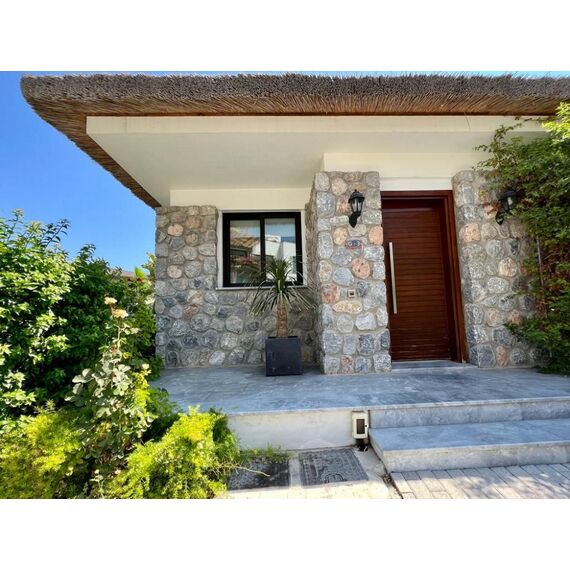 Villa by the sea in Bahcheli Cyprus area 152m² 1 floors, 5 image