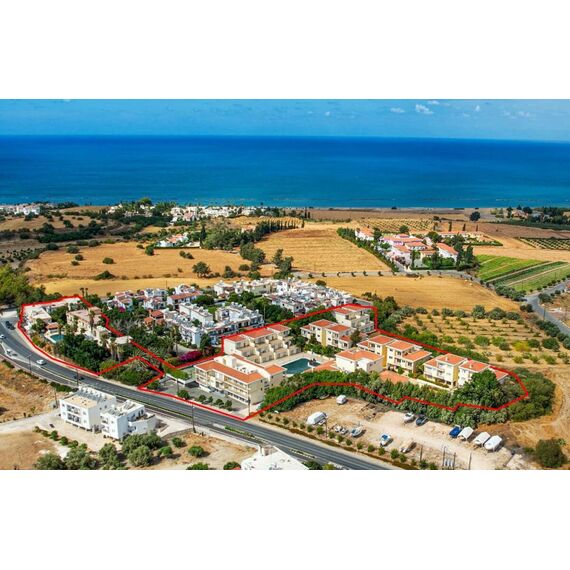 Отель | гостиница в Пафосе (центр) (Пафос) Кипр 10000м² 