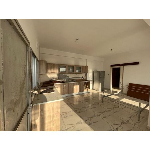 Коммерческая недвижимость в Хлораке (Хлорака) 340м², изображение 5