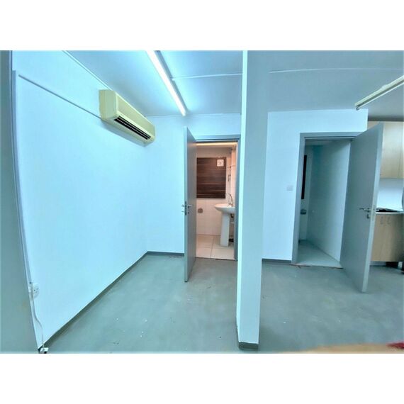 Коммерческая недвижимость в Агиос Тихонас (Агиос Тихон) 150м², изображение 8