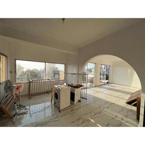 Коммерческая недвижимость в Хлораке (Хлорака) 340м², изображение 8