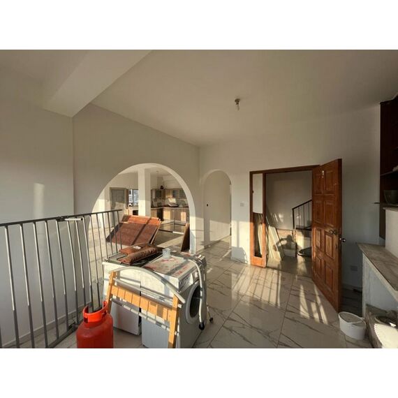 Коммерческая недвижимость в Хлораке (Хлорака) 340м², изображение 9
