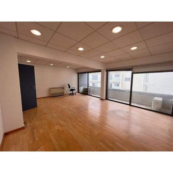 Commercial property in Larnaca (Larnaca) Cyprus 800m² , 3 image