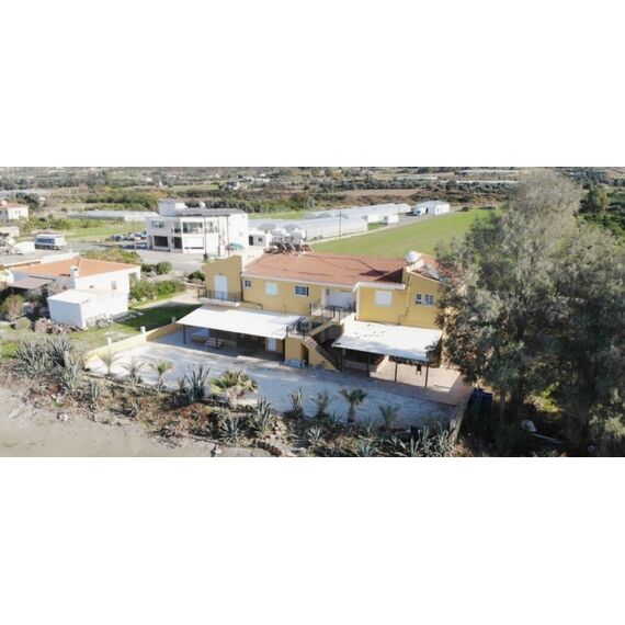Commercial property in Paphos (downtown) Cyprus 500m² 