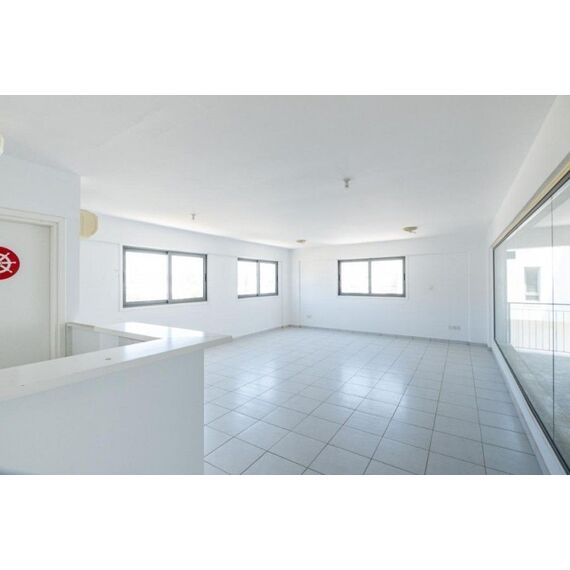Commercial property in Larnaca (Oroklini) Cyprus 182m² , 8 image