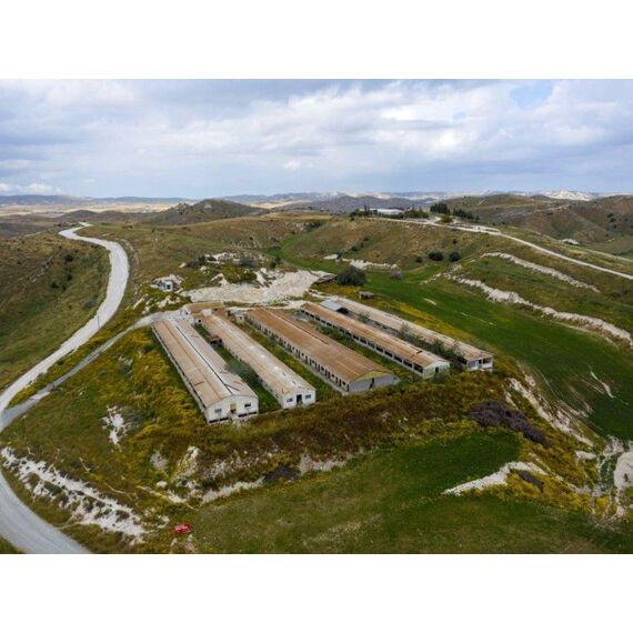Commercial property in Aradippou (Aradippou) Cyprus 2m² , 2 image