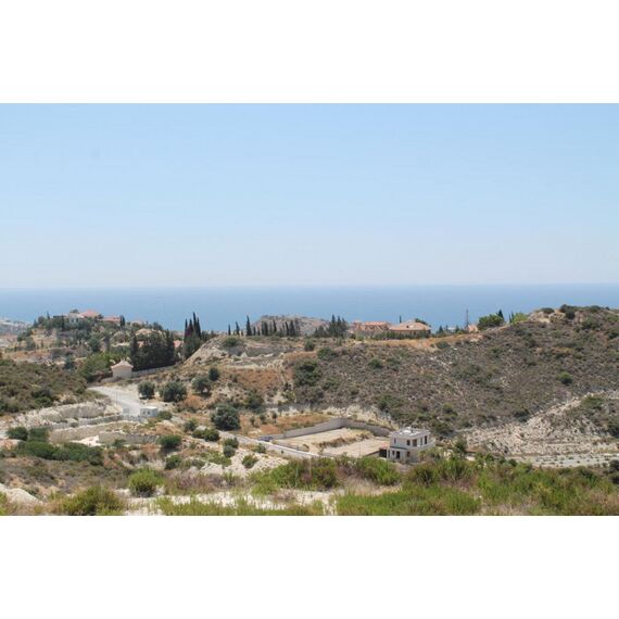 Land in Limassol Cyprus plot within city limits 92400m² , 4 image