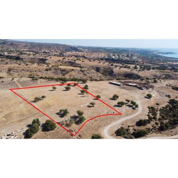 Land in Peyia (Peyia) Cyprus plot in the village 12m² 