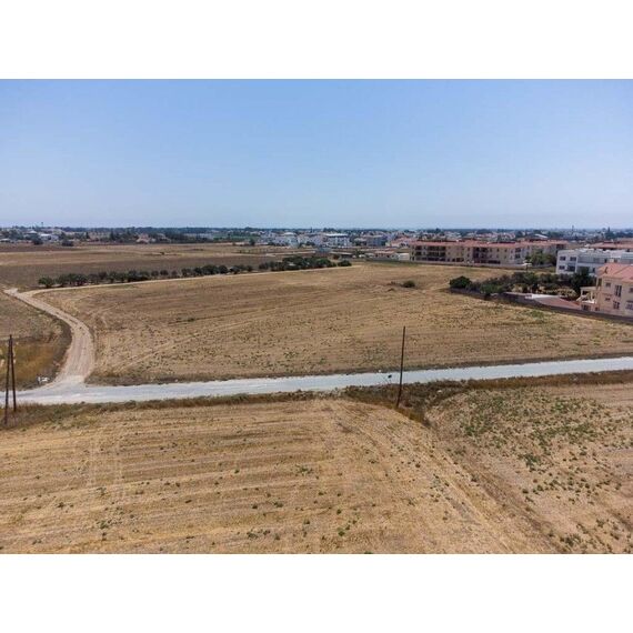 Земля в Ларнаке участок в деревне 14м², изображение 3