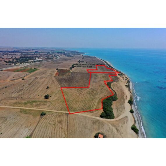 Land by the sea in Larnaca Cyprus plot in the suburbs 30m² , 5 image
