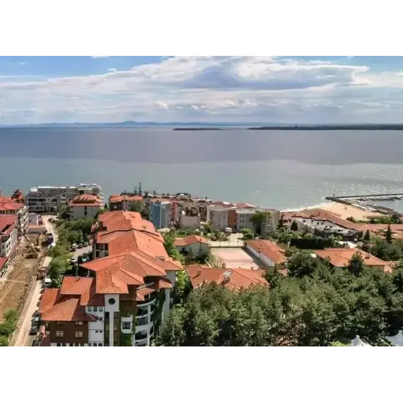 Квартира 2-комнатная 1+1 у моря в Несебре (Святой Влас) площадь 63м² 5 этаж