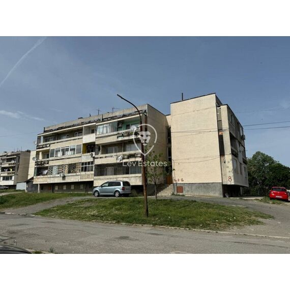 Квартира 3-комнатная 2+1 в Средец (Дебелт) площадь 102м² 1 этаж