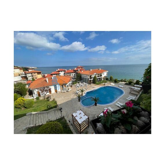 Apartment 2-room 1+1 in Nesebar (Sveti Vlas) Bulgaria area 77m² 2 floor, 3 image