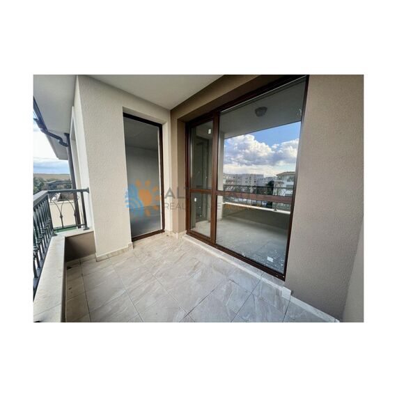 Apartment 2-room 1+1 in Burgas (Sarafovo) Bulgaria area 65m² 4 floor, 6 image