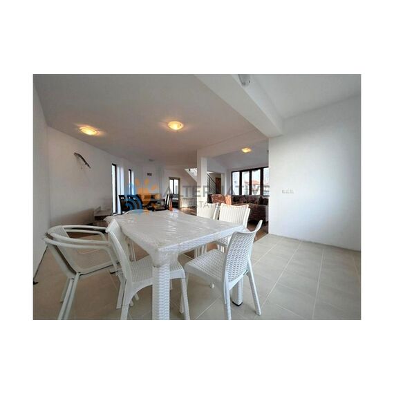 Apartment 4-room 3+1 in Pomorie (Aheloy) Bulgaria area 179m² 1 floor