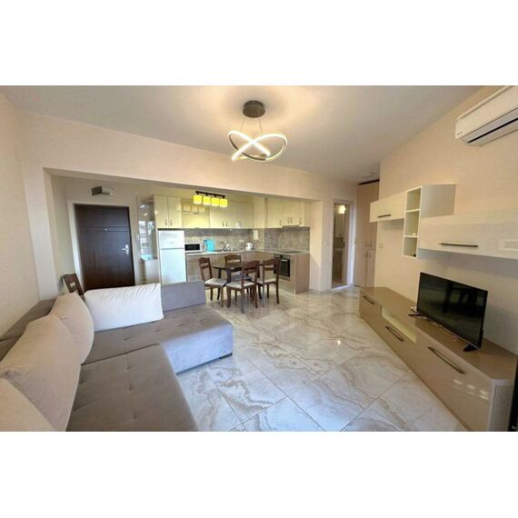 Apartment 2-room 1+1 by the sea in Nesebar (Sveti Vlas) Bulgaria area 70m² 4 floor, 2 image