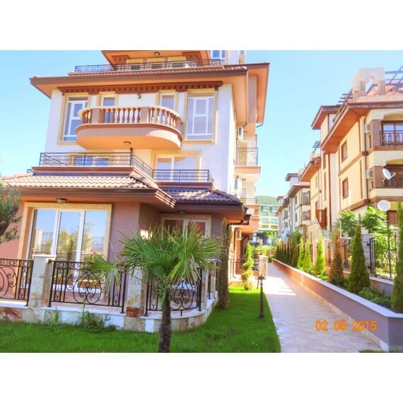Apartment 3-room 2+1 by the sea in Nesebar (Sveti Vlas) Bulgaria area 75m² 3 floor, 5 image