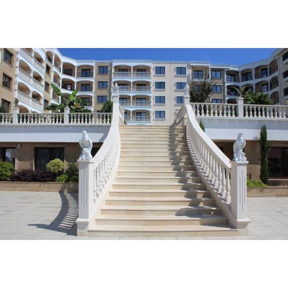 Apartment 1-room 1+0 studio by the sea in Nesebar Bulgaria area 37m² 1 floor
