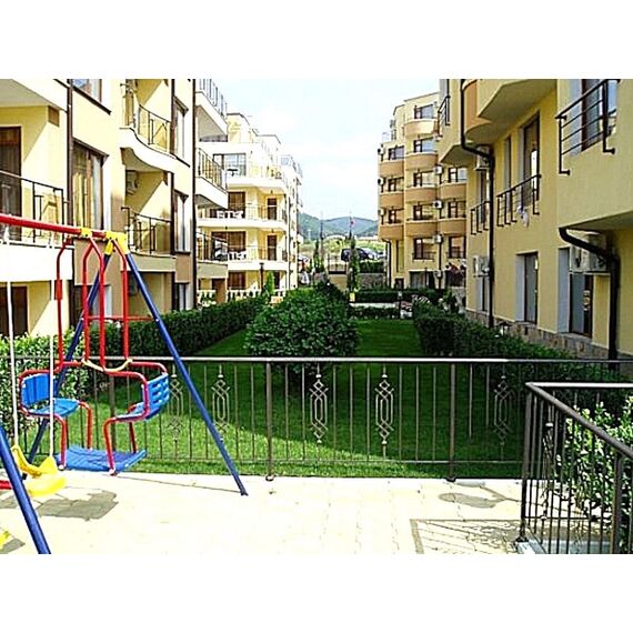 Квартира 3-комнатная 2+1 у моря в Несебре (Святой Влас) площадь 92м² 2 этаж
