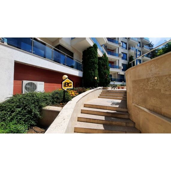 Apartment 2-room 1+1 by the sea in Kavarna Bulgaria area 76m² 3 floor