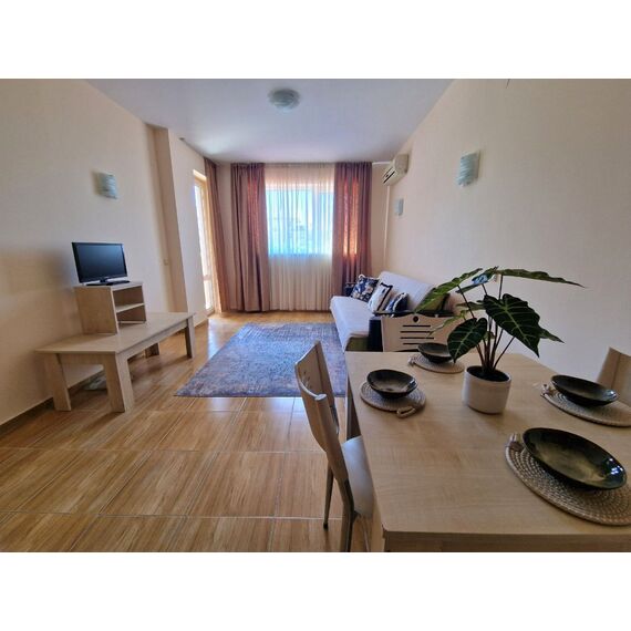 Apartment 3-room 2+1 by the sea in Nesebar (Sveti Vlas) Bulgaria area 98m² 2 floor, 4 image