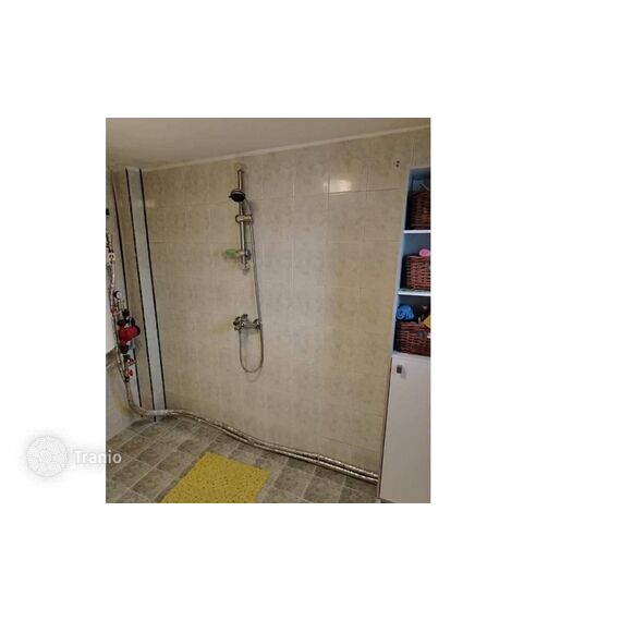 House in Pernik Bulgaria area 150m² 3 floors, 3 image