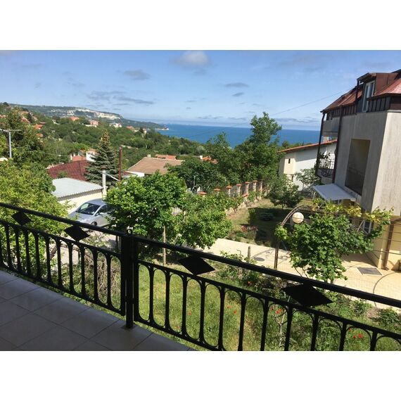 House by the sea in Balchik Bulgaria area 150m² 3 floors, 3 image
