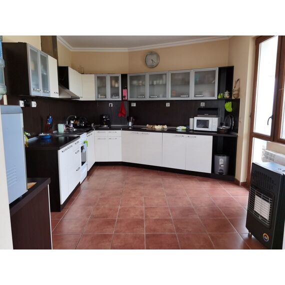 House in Pomorie (Laka) Bulgaria area 170m² 3 floors, 4 image