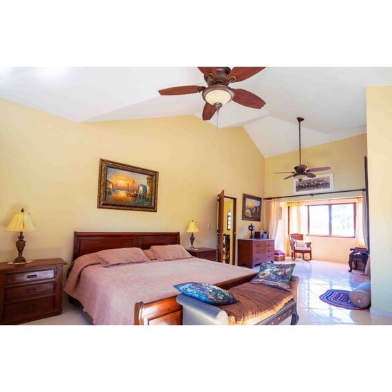 House in Cabarete (Cabarete) Dominican Republic area 462m² 2 floors, 10 image