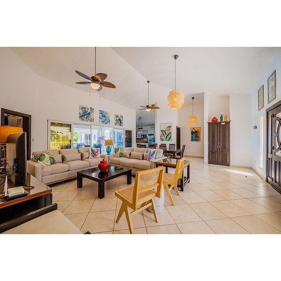 Villa in Sosua (Sosua) Dominican Republic area 299m² 1 floors, 5 image