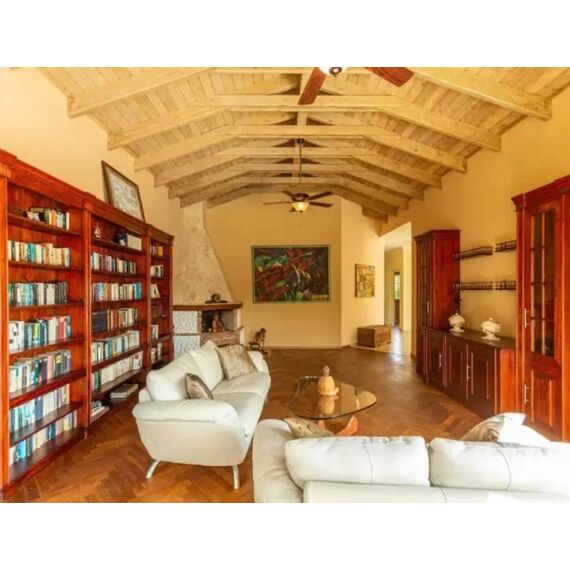 Villa in Sosua (Sosua) Dominican Republic area 710m² 2 floors, 4 image